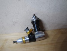 Vintage Cox Tee Dee  model  glow Aero engine