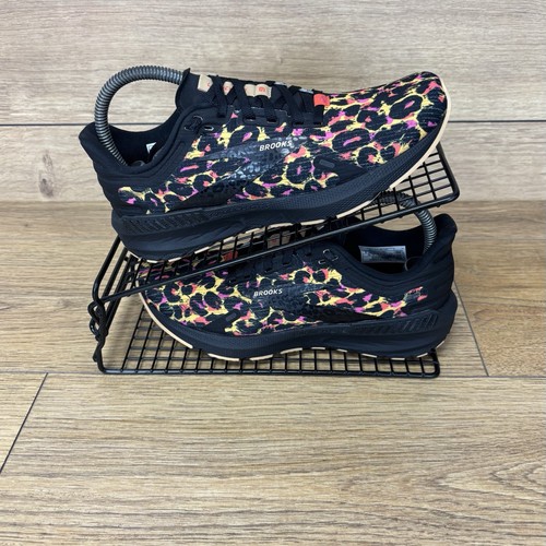 Brooks shoes womens size 4 - womens,