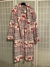 BNWT! Lovely Cream Festive