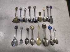 Vintage Set Of 17 Collectors