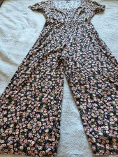Peacocks Ladies Floral Culottes Jumpsuit With Belt  Size 10 Black Mix
