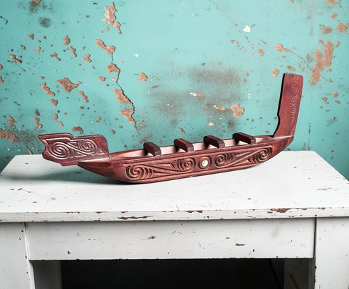 Maori hand carved - hand, new