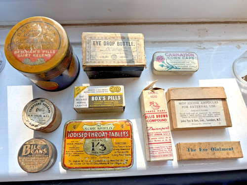 Vintage tins cardboard pill - 10,