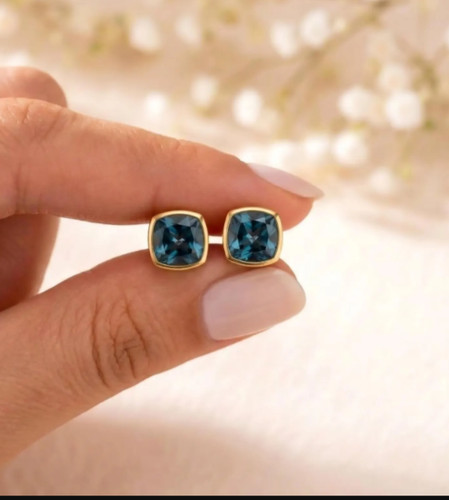 London blue topaz - london, stud