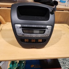 Peugeot 107 Radio Stereo CD Player Aux Citroen C1 Toyota Aygo 861200H010 2005-14