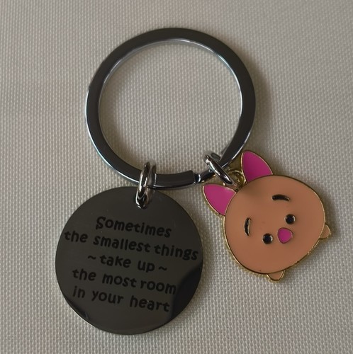 Winnie the pooh piglet keyring - winnie,