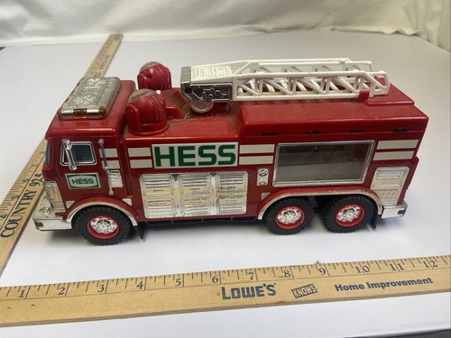Hess 2005 firetruck - 2005,