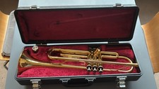 YAMAHA YTR-1335 Trumpet Good Condition Used With Hard Case