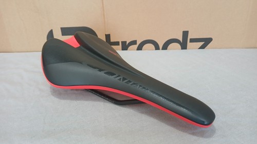 Giant contact neutral saddle - giant,