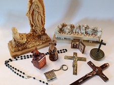 Job Lot - Assorted Vintage Religious Collectibles / Catholic / Crucifix (B2547)
