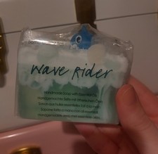 Bomb cosmetics handmade wave rider soap bar essential oils beach lush whale BN 