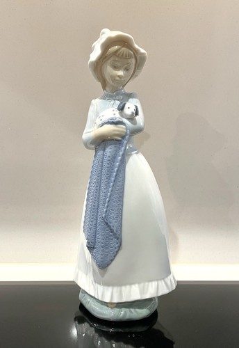 Nao lladro porcelain - porcelain, figurine
