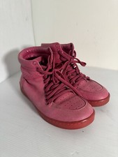 Vintage Style Travel Fox Shows. Magenta Colour