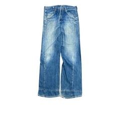 Levi’s Engineered Twisted