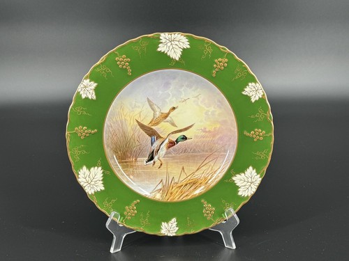 Royal crown derby - crown, green