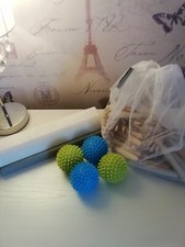 Laundry Wall Clothes Airer, Wooden Doll Pegs &Tumble Dryer Balls New/Stored