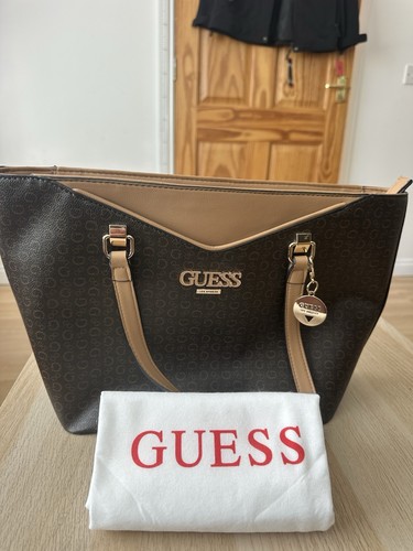 Guess brown logo tote - guess,