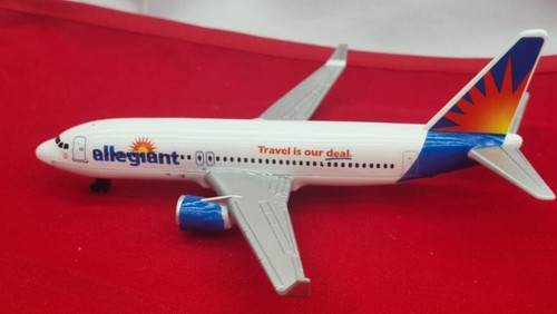 Model airplanes allegiant - model,