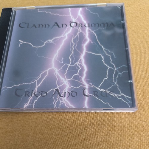 Clann drumma tried - clann, an