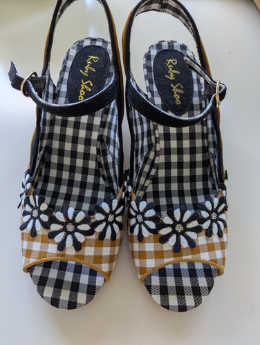 Ruby shoo yellow and black - ruby,