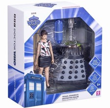 DOCTOR WHO TEGAN JOVANKA AND