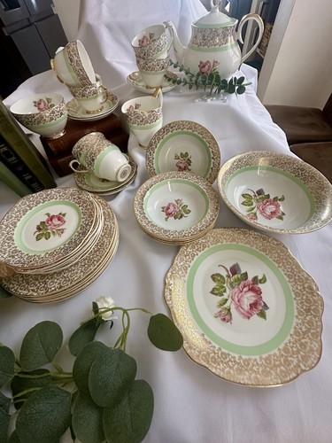 Beautiful piece vintage - 35-piece,