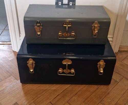 Two vintage style - style, stackable