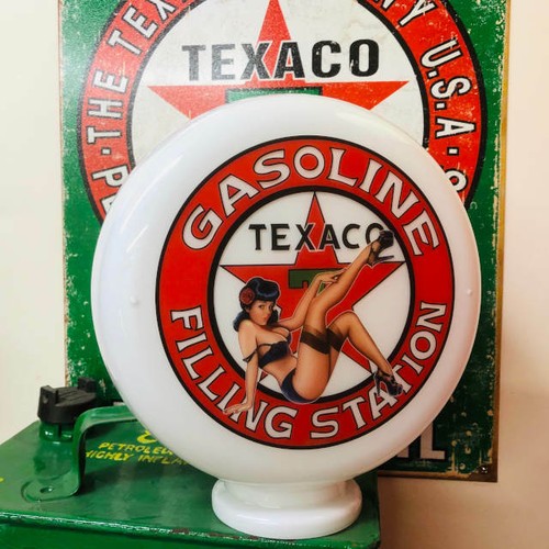 Texaco filling station - filling,