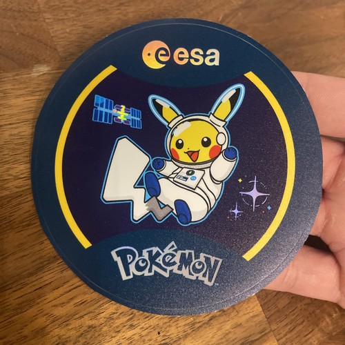Pokémon esa astronaut - x,