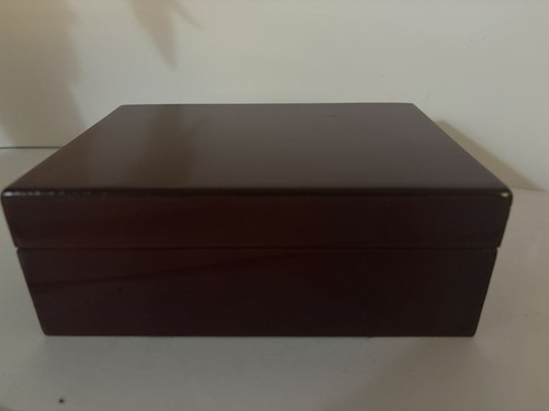 Beautiful wood jewelry - wood, box