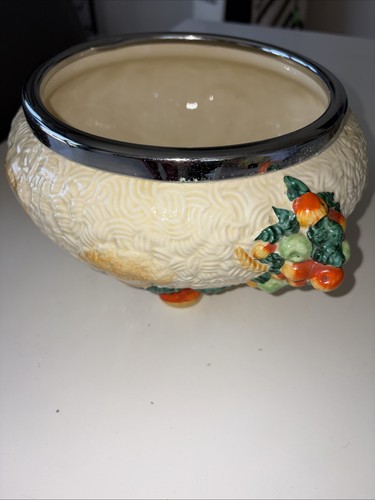 Clarice cliff newport pottery - clarice,