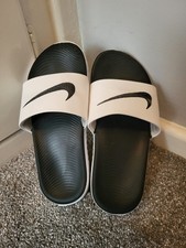 kids nike slides, Uk 1.5, EU