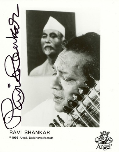 Ravi shankar signed - shankar, photograph