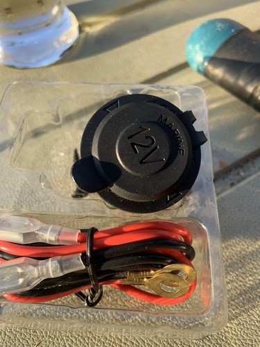 Car power socket 120w 12v - 120w,