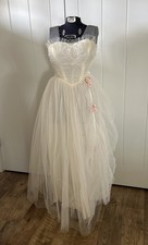 Vintage 1950’s Strapless