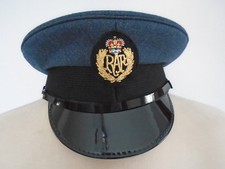 RAF MANS PEAKED CAP WITH BADGE