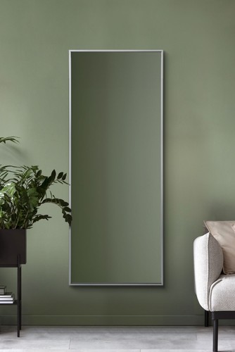 Extra large silver - large, edged