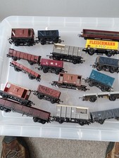 17 Model railway carriages, assorted, good condition need  a clean bargain