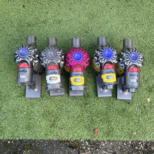 Job lot dyson - v7, handheld