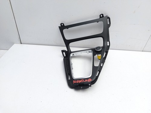 Centre console surround trim - centre,