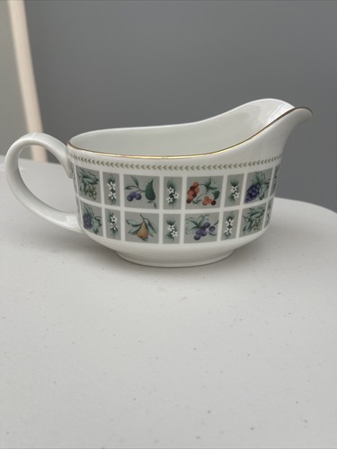 Royal doulton tapestry - royal,