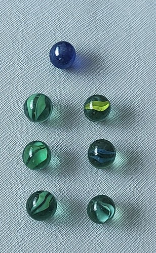 Vintage glass marbles - 7x,