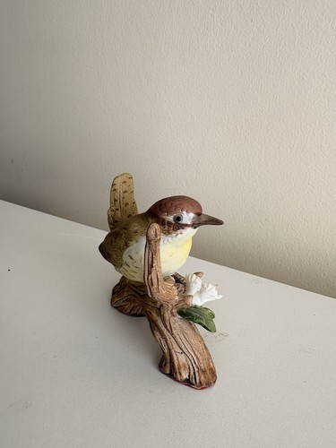 Vintage porcelain ceramic wren - porcelain,