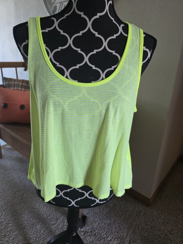 Neon yellow striped cropped - striped,