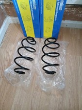 New Pair of Rear Coil Springs Fits Vauxhall Astra (98-04) (PCS23230)