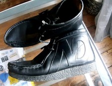 nicholas deakins Chukka  boots 8 Mens Black 