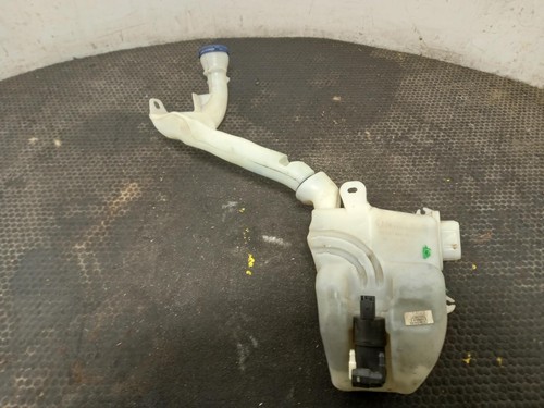 Peugeot 2008 washer bottle - peugeot,