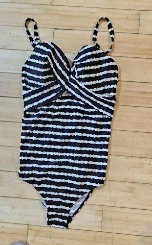 Cream black stripe swimming - cream,