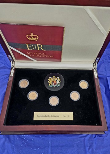 Full gold sovereign - 5,