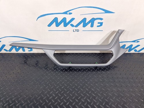 Bmw series f40 dashboard - 1,